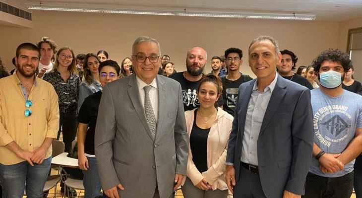 شارك في ندوة عن "لبنان وعلاقاته الدوليّة"
بوحبيب: إستراتيجية إدارة السياسات الخارجيّة
تحدّد حسب المصلحة الوطنيّة