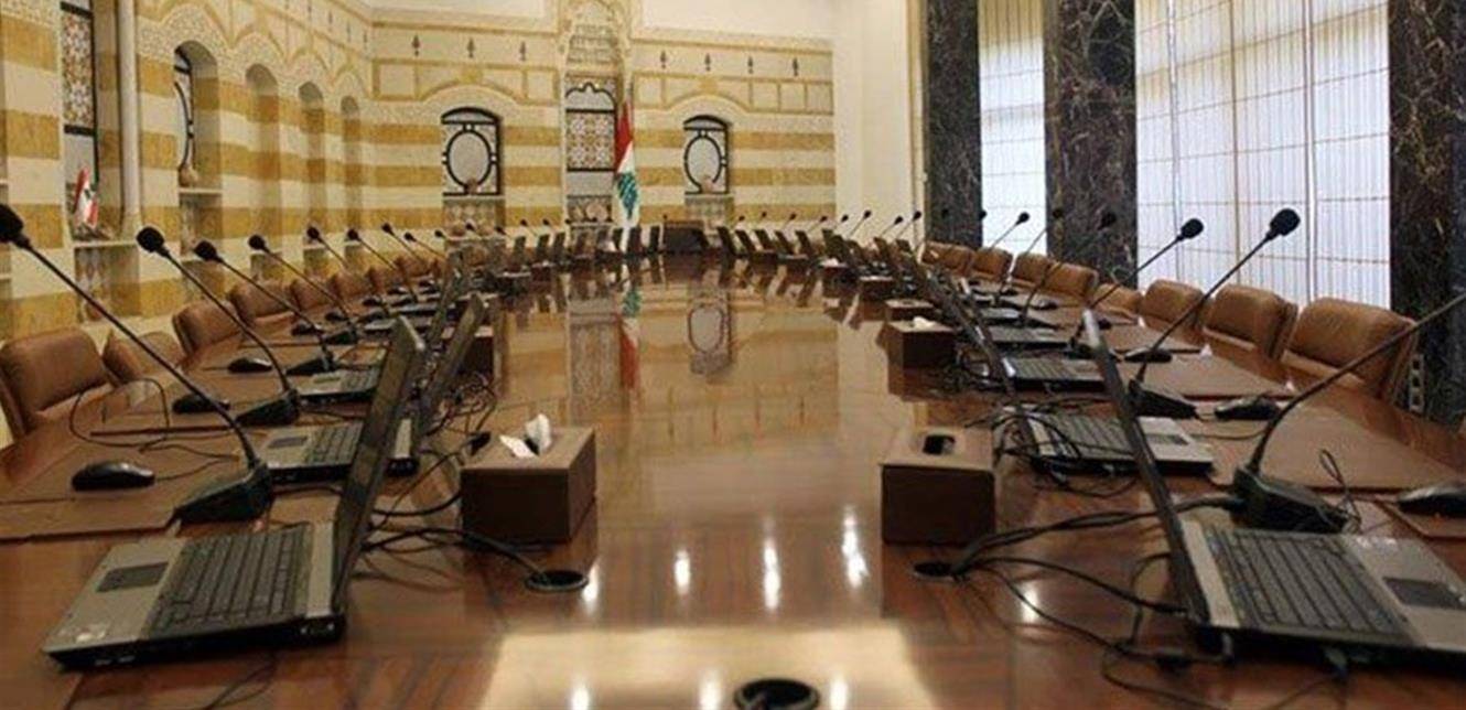 تشكيل الحكومة إلى الواجهة بضغوط حزبية وتغييرات محدودة في التركيبة
