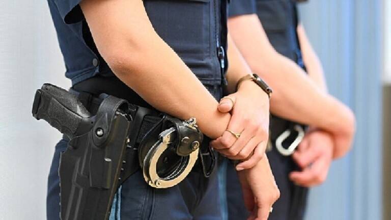 ألمانيا.. اعتقال زعيم جماعة يمينية متطرفة