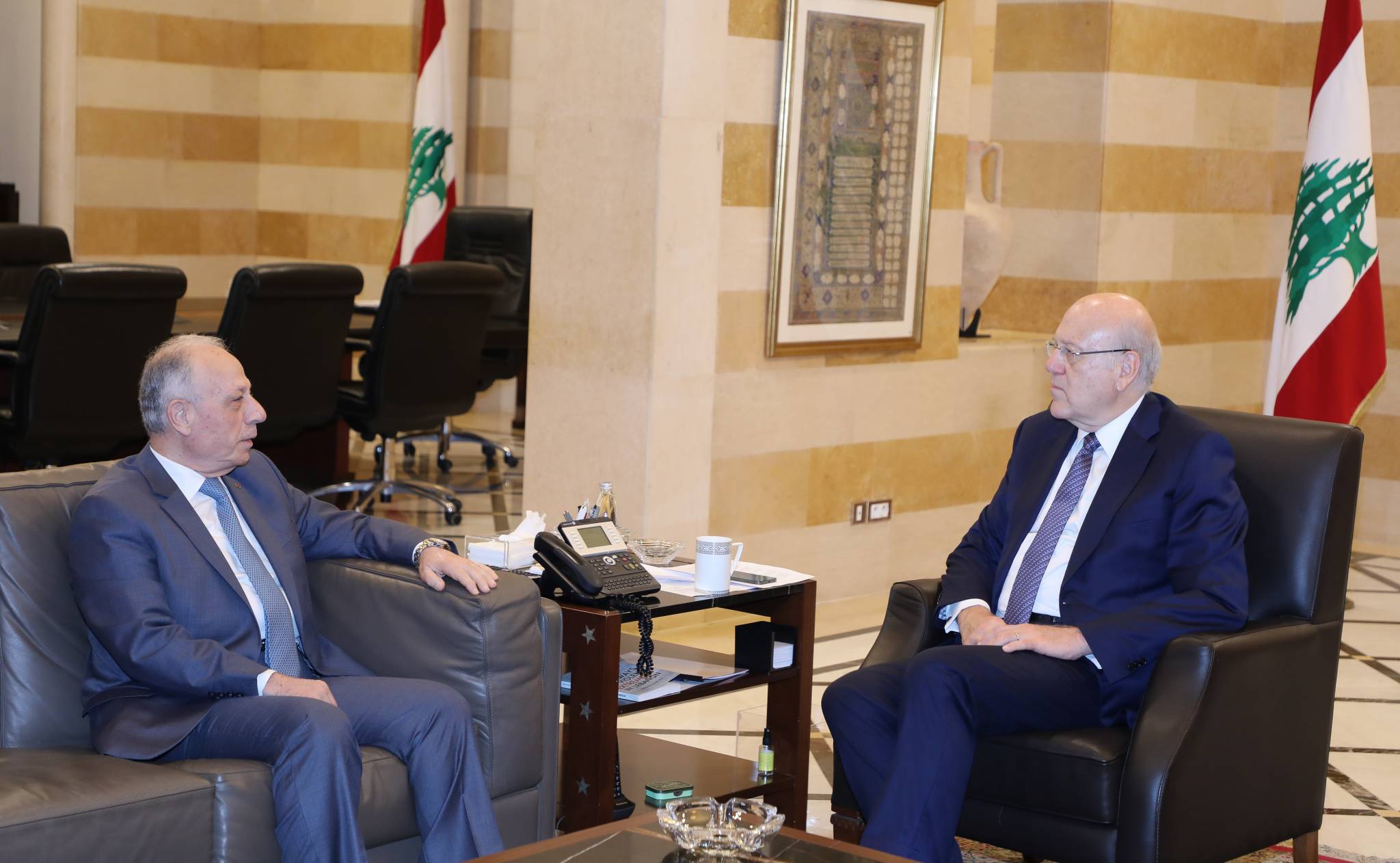 ميقاتي ترأس اجتماعاً تربوياً
بحث في أوضاع الطلبة العراقيين