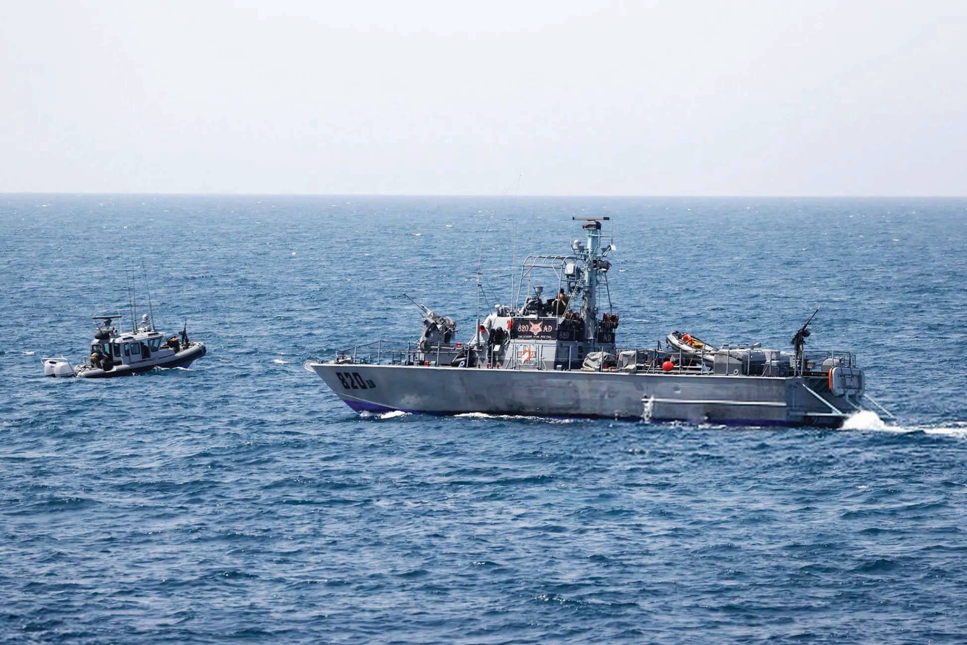 أربعة عشر يوماً على انتهاء ولاية رئيس الجمهوريّة... ولا دخان أبيض
جلستان للمجلس النيابي هذا الأسبوع... ومُؤتمر وطني لبناني في جنيف ؟
هوكشتاين يَعِد بالكهرباء 24 على 24... واللبنانيّون : «بيكفينا وعود» !