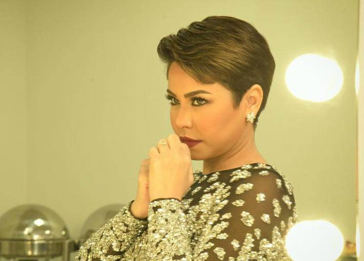 شيرين عبد الوهاب.. أزمتها تشعل قلوب العالم العربي والفنانون يدعموها برسائل مؤثرة