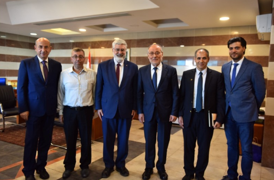 الحلبي عرض مع وفد من حزب الله طلبات
الاعتراف بعدد من الاختصاصات الجامعيّة