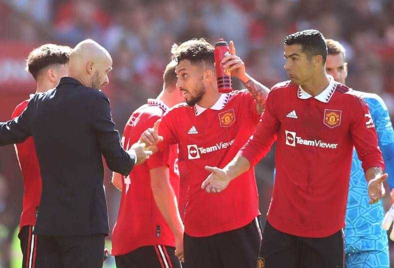 رونالدو بالمجان؟.. الحل الأخير لأزمة مانشستر يونايتد