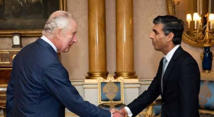 الملك تشارلز الثالث يعين ريشي سوناك رئيساً لوزراء بريطانيا