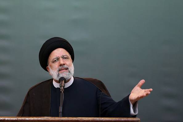 رئيسي يتهم الولايات المتحدة بـ "الإرهاب المعلوماتي"