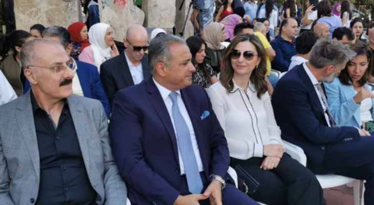 المرتضى: للانتصار على كلّ عوامل
التفرقة في مجتمع متمايز