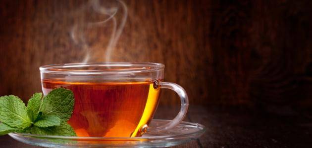 خبراء يكشفون أفضل شاي للتخلص من دهون البطن