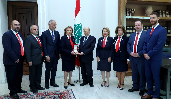 عون مكرما الصليب الأحمر: قدم العديد من التضحيات