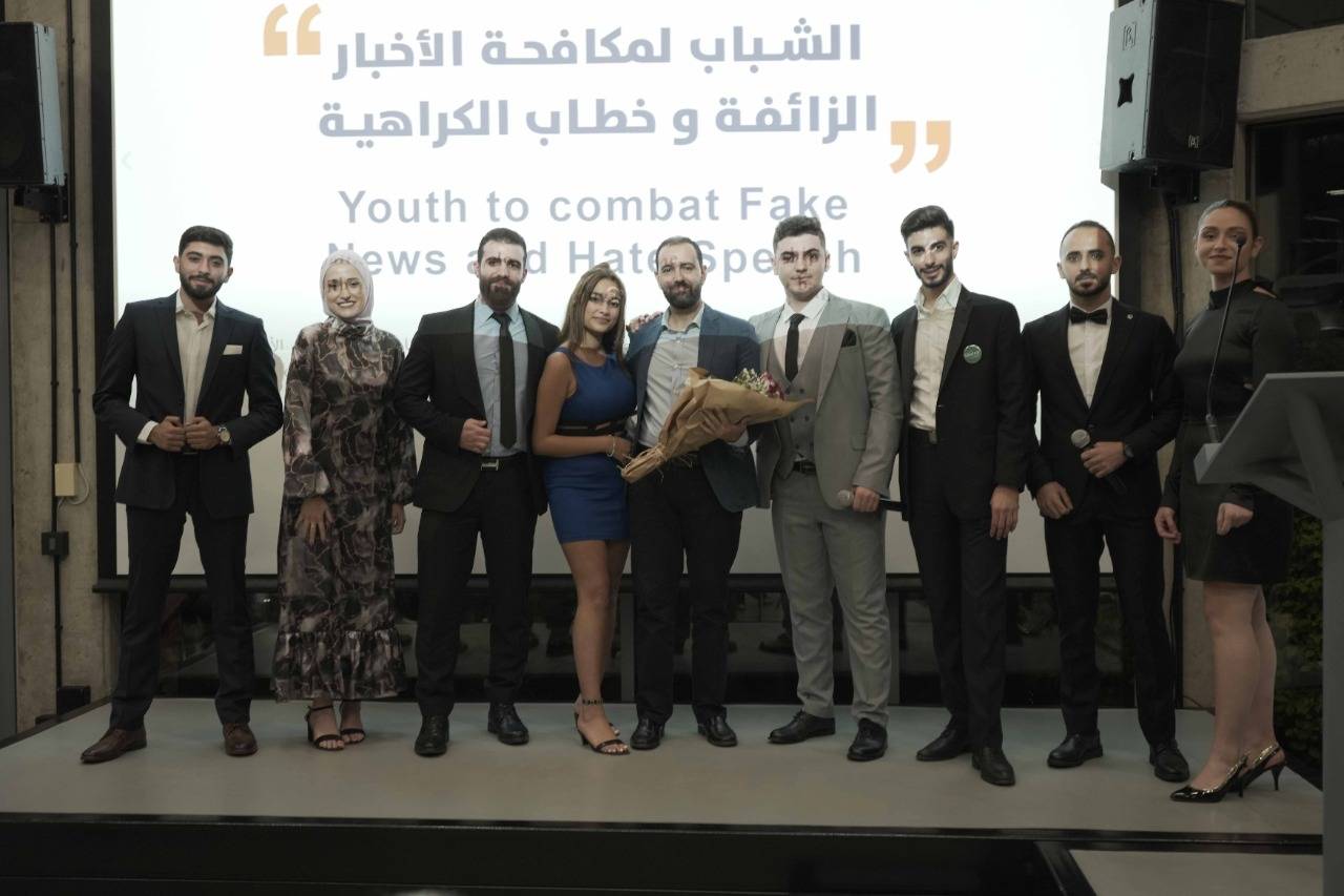 برنامج الأمم المتحدة الإنمائي بالشراكة مع "دوائر" يطلقان شبكة مدققي حقائق شباب