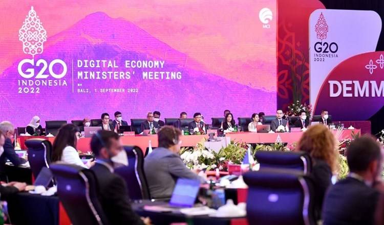 بكين: لا معلومات تؤكد عقد لقاء بين شي وبايدن