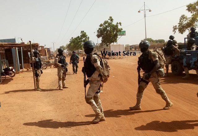 بوركينا فاسو: تجنيد  ألاف المدنيين لقتال الحركات المسلحة