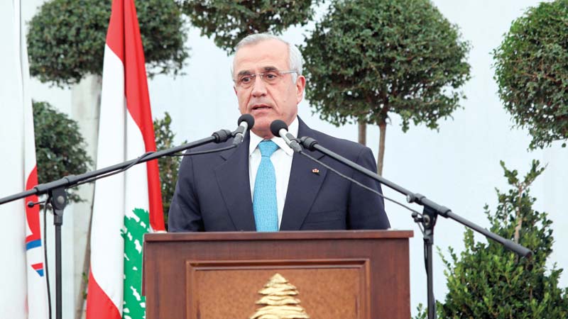 سليمان يرد : «النأي بالنفس والتمسك ببيان بعبدا واللبنانيون يقررون» ...
طرابلس على خط الزلزال.. اشتباكات عنيفة وقتلى بين محسن والتبانة ...
بري لميقاتي : «أنت ترتكب خطأً كبيراً بمقاطعة الجلسة التشريعية» ...
الجيش اللبناني يدخل حي الشراونة معقل آل جعفر وثلاث اصابات