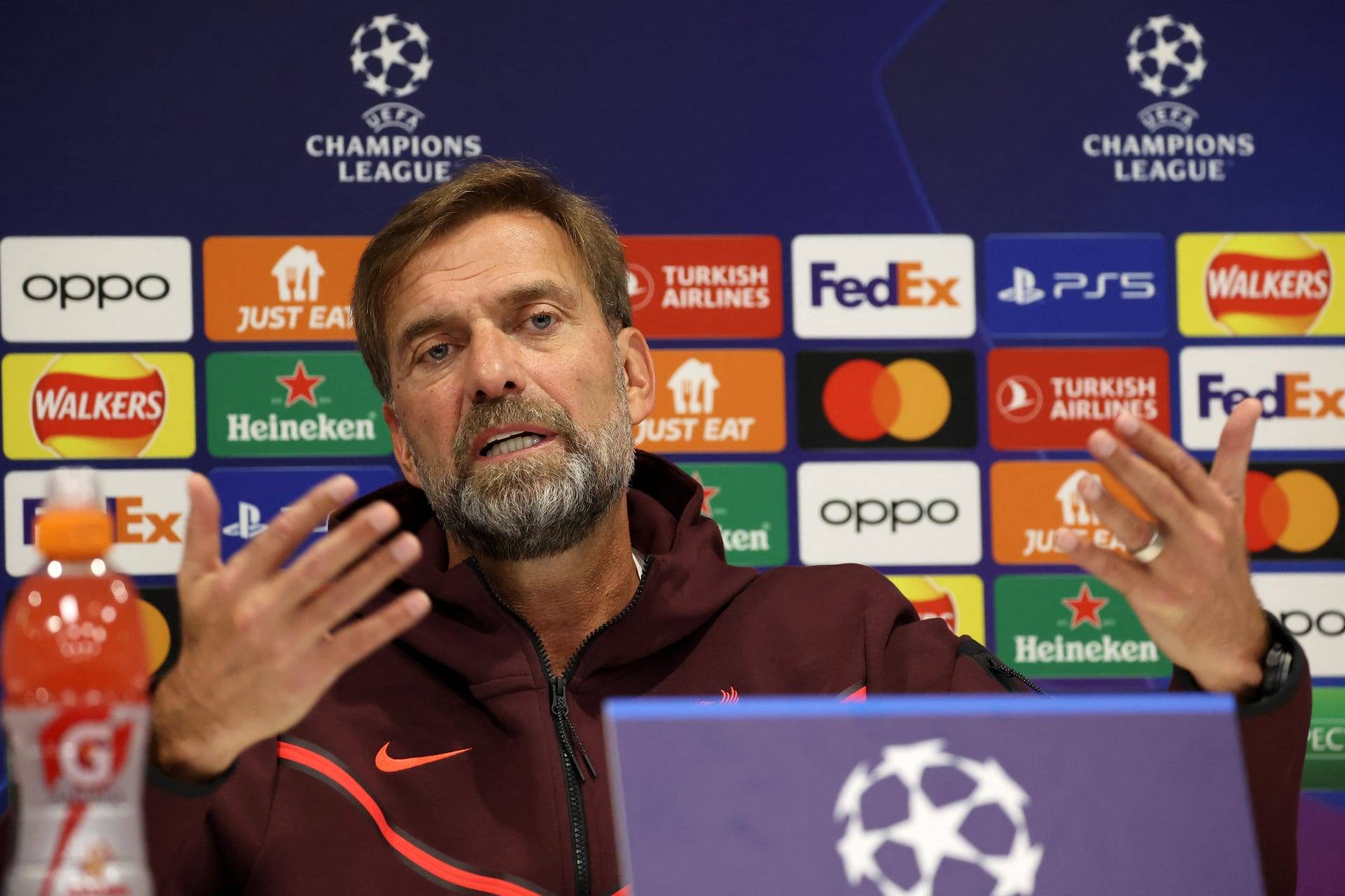ليفربول يوجه الإنذار الأول لمدربه كلوب
