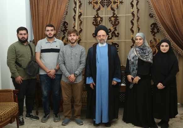 فضل الله: ليست الصلاة مشكلتنا
بل العقليّة الطائفيّة التي مزّقت الوطن