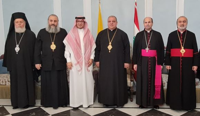 البخاري من مطرانية سيدة النجاة في زحلة:
زيارتي عنوانها المحبة وتاكيد على دعمنا لكم
