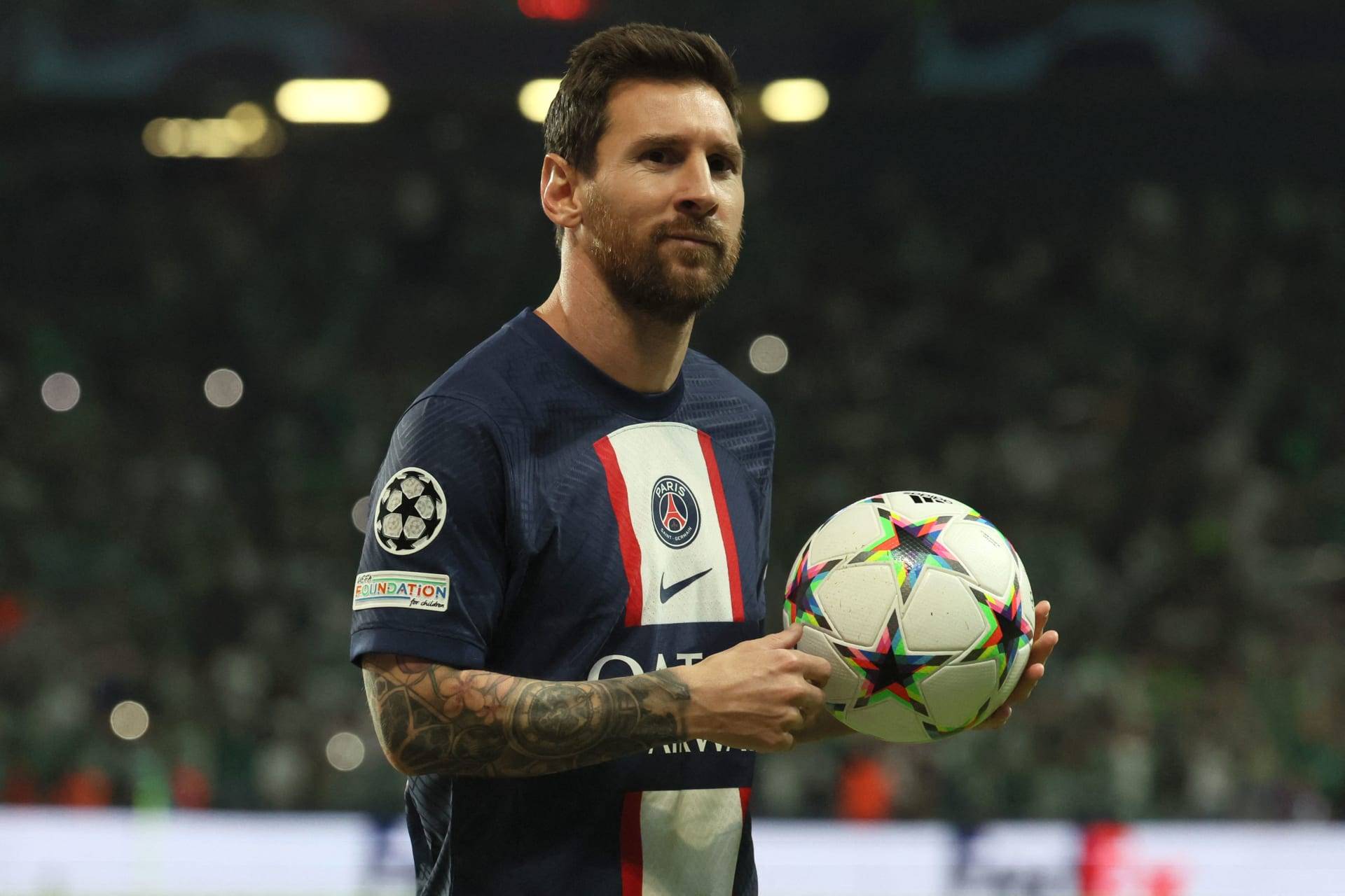 إصابة ميسي قبل 15 يوماً
من كأس العالم