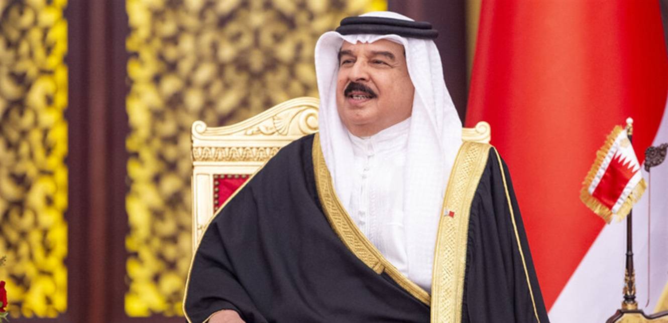 العاهل البحريني: دور البابا فرنسيس مهم لأنه يعزز الحوار بين الأديان السماوية