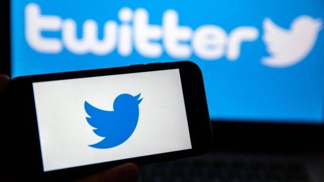تويتر تبدأ بعمليات تسريح الموظفين