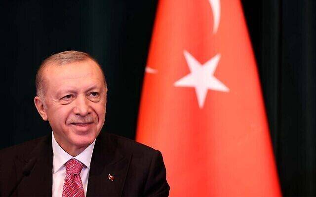 أردوغان عن مسألة إرتداء الحجاب: يمكن إجراء استفتاء إذا لم يحظ مشروع القانون بتأييد الحد الأدنى