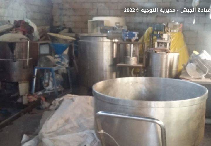 الجيش داهم حوش بردى - بعلبك
وضبط معملا لتصنيع المخدّرات
