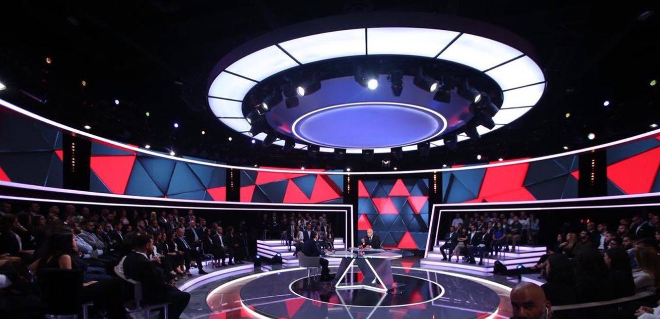 بالفيديو.. إشكال عنيف داخل إستديو برنامج "صار الوقت" بين مناصري التيار ومناصري وضاح صادق