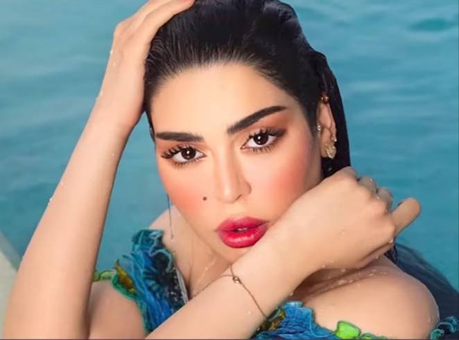 جليلة المغربية تثير الجدل حول  علاقتها بـ تامر حسني.. "قبل زفافه بيوم كنت معه"