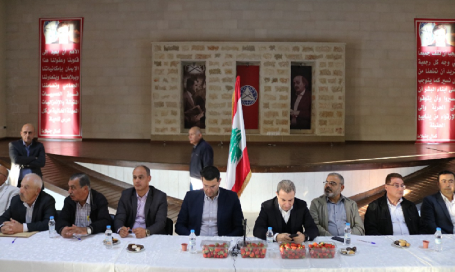 وزير الزراعة: لا نستطيع الا ان نكمل

بالزراعة والصناعة والاقتصاد والانفتاح