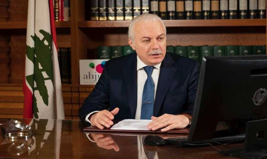 عائلات ضحايا تفجير المرفأ بعد لقائهم عبود: وعدنا بحل قانوني لملف تحقيقات المرفأ