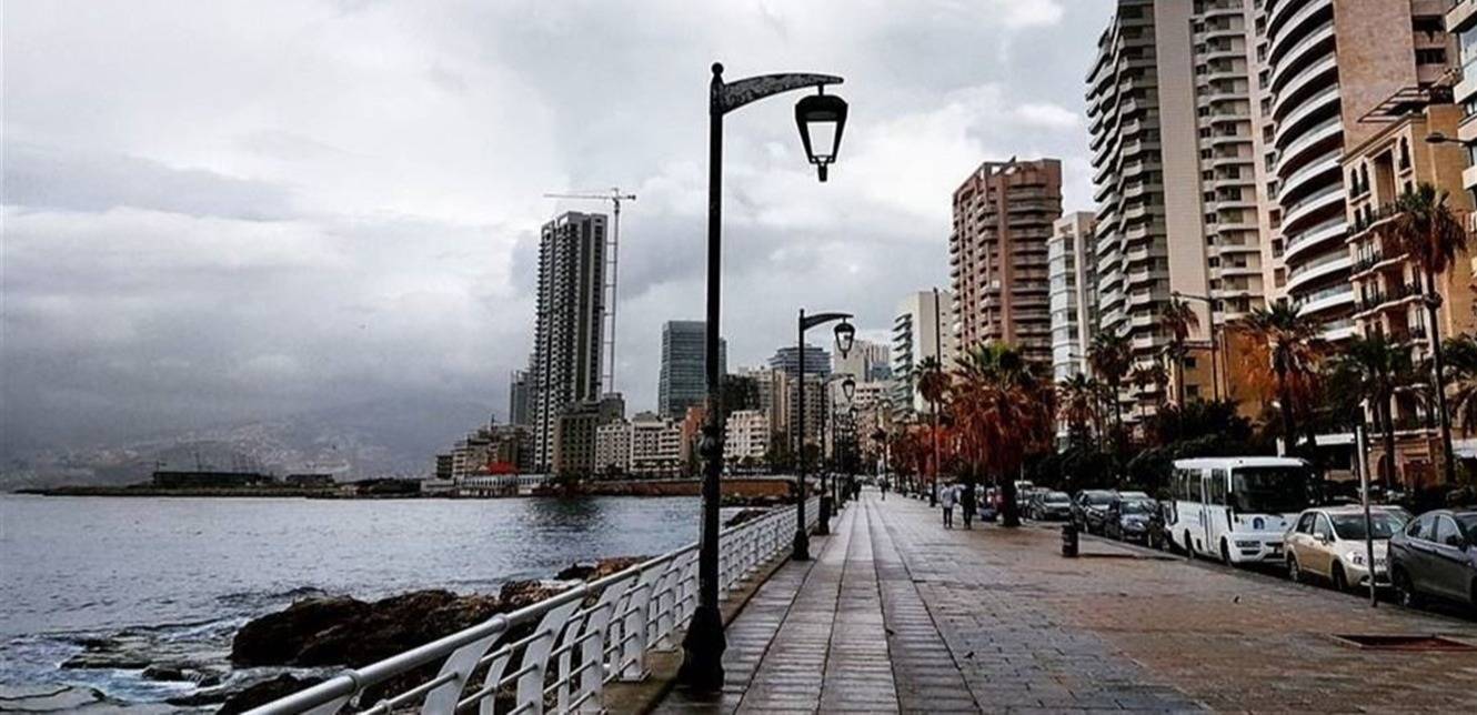 بالفيديو.. بركة كبيرة في أحد أنفاق بيروت