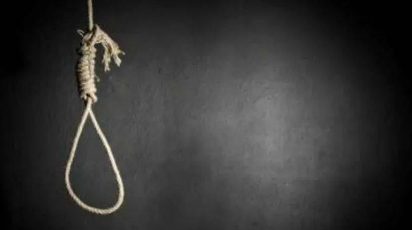 العثور على مواطن مشنوقاً بمنزله في هذه البلدة