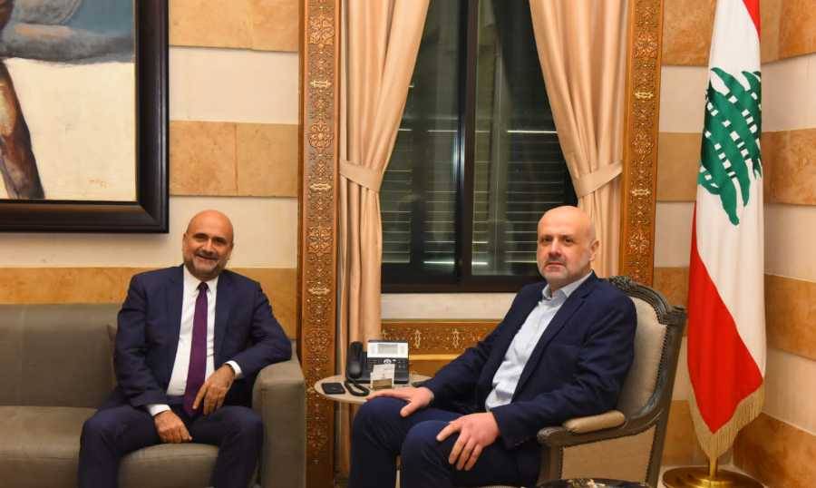 الانتخابات البلديّة
بين مولوي وأبي رميا