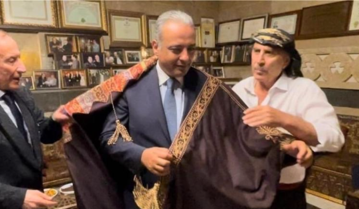 وزير الثقافة: في بعلبك
صرحان من عظمة القلعة وكركلا