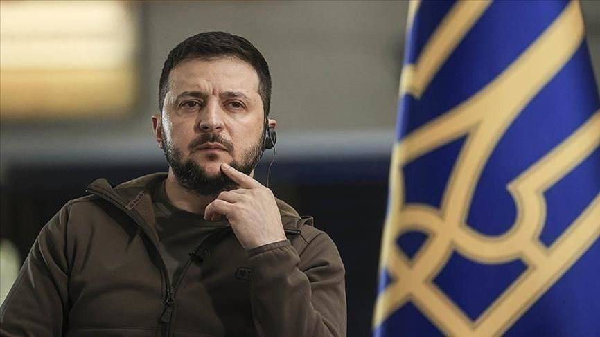 فيديو مفاجئ لزيلينسكي في اختتام قمة المناخ بمصر