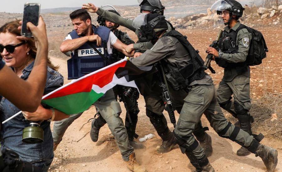 السلطة الفلسطينيّة تستعدّ لتقديم مشروع قرار أممي ضدّ الإحتلال الإسرائيلي
اشتية دعا واشنطن الى التدخل لوقف استمرار الإنتهاكات وارتكاب الجرائم