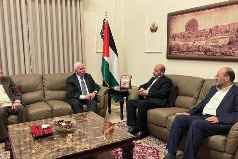 لقاء قيادي بين حركتي "فتح" و"حماس"
في سفارة فلسطين في بيروت