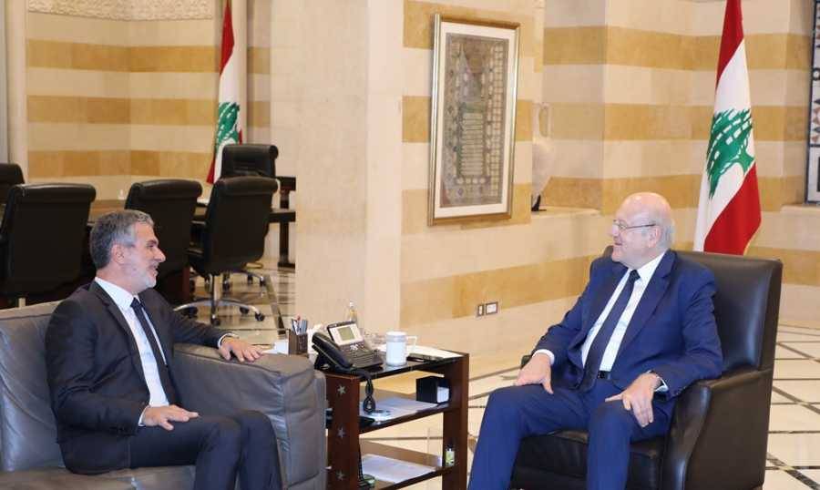 ميقاتي بحث مع زواره الفراغ الرئاسي
وشوؤناً سياحيّة وقضائيّة