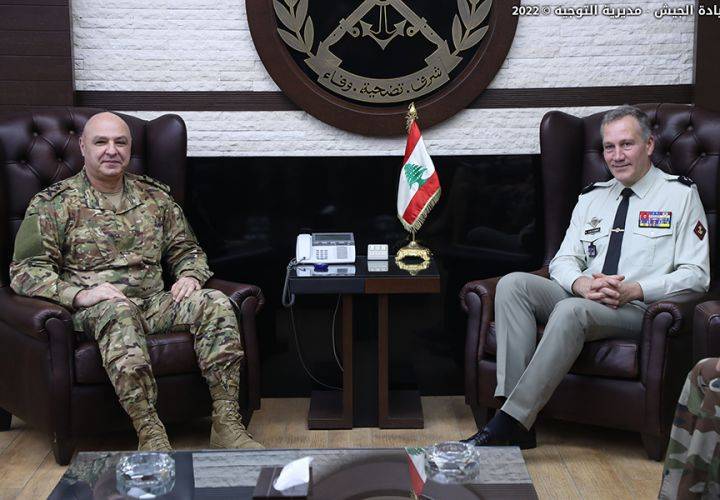 إستقبالات قائد الجيش