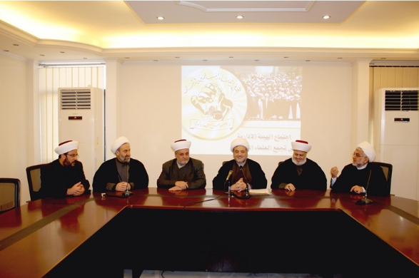 "تجمّع العلماء" طالب التكتل النيابيّ

بالتشاور لانتخاب رئيس لا يخاف التهديدات
