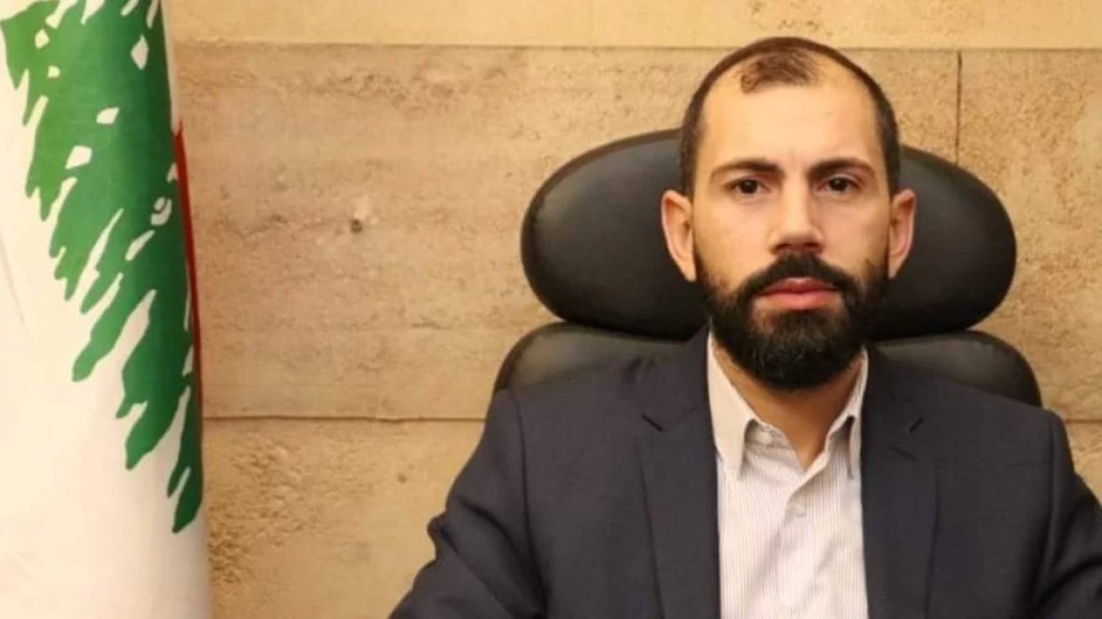 أحمد خير: وضع شعار 