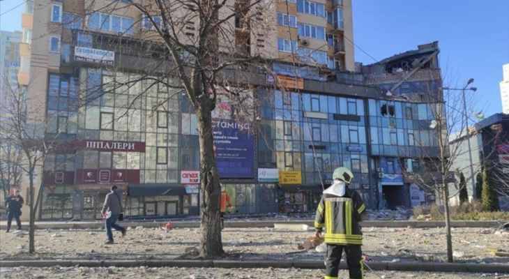 إطلاق صفارات الإنذار في جميع مناطق أوكرانيا جراء ضربات روسية في كييف