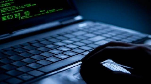 قاصر يبتز قاصرة.. وقوى الأمن بالمرصاد