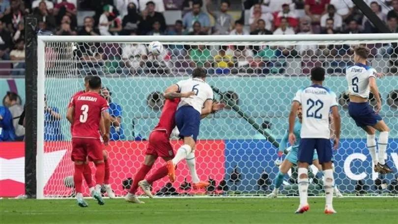 "مونديال العرب" 2022 في كرة القدم : مهرجان أهداف ينتهي بفوز انكلترا على ايران (6-2) وهولندا تتخطى عقبة السنغال بطلة افريقيا (2-0)
أربع مباريات قوية اليوم : الأرجنتين - السعودية (12.00) والدنمارك - تونس (15.00) والمكسيك - بولندا (18.00) وفرنسا - استراليا (21.00)