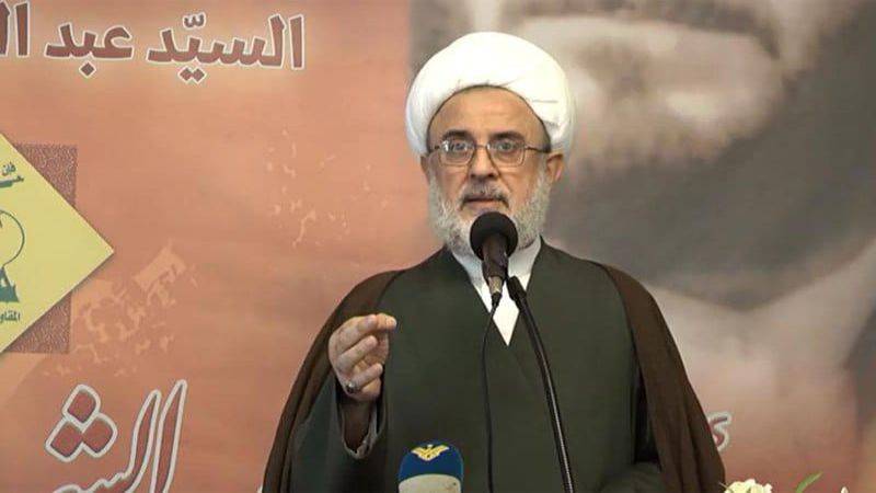 حزب الله: لا يتمّ التفاهم والحفاظ على السيادة إلاّ بالثلاثيّة الذهبيّة
المسؤول الأول عن منع الحوار والتوافق بين اللبنانيين هو السفارة السعوديّة