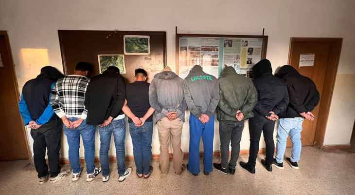 توقيف 9 مطلوبين خلال مداهمة
في قب الياس وضبط كمية من الذخائر