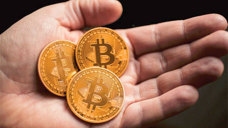 عاصفة هوجاء تضرب سوق العملات الرقميّة... والآراء حول مستقبلها "متضاربة"!