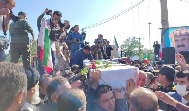 إيران: تشييع شهداء إيذه بخوزستان