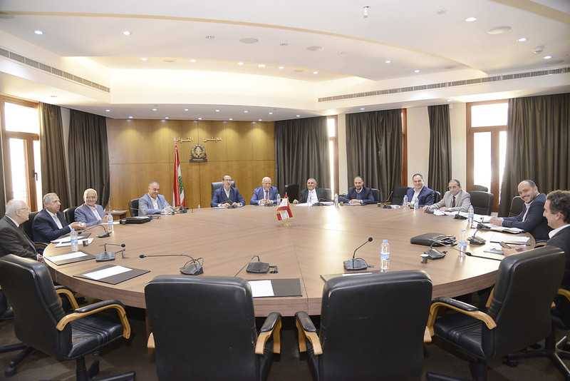 لجنة الاعلام والاتصالات ناقشت الهدر والفساد وسوء الادارة
الموسوي: هناك ترقيات وتعيينات في قطاع الاتصالات لا تخضع لمعايير دقيقة