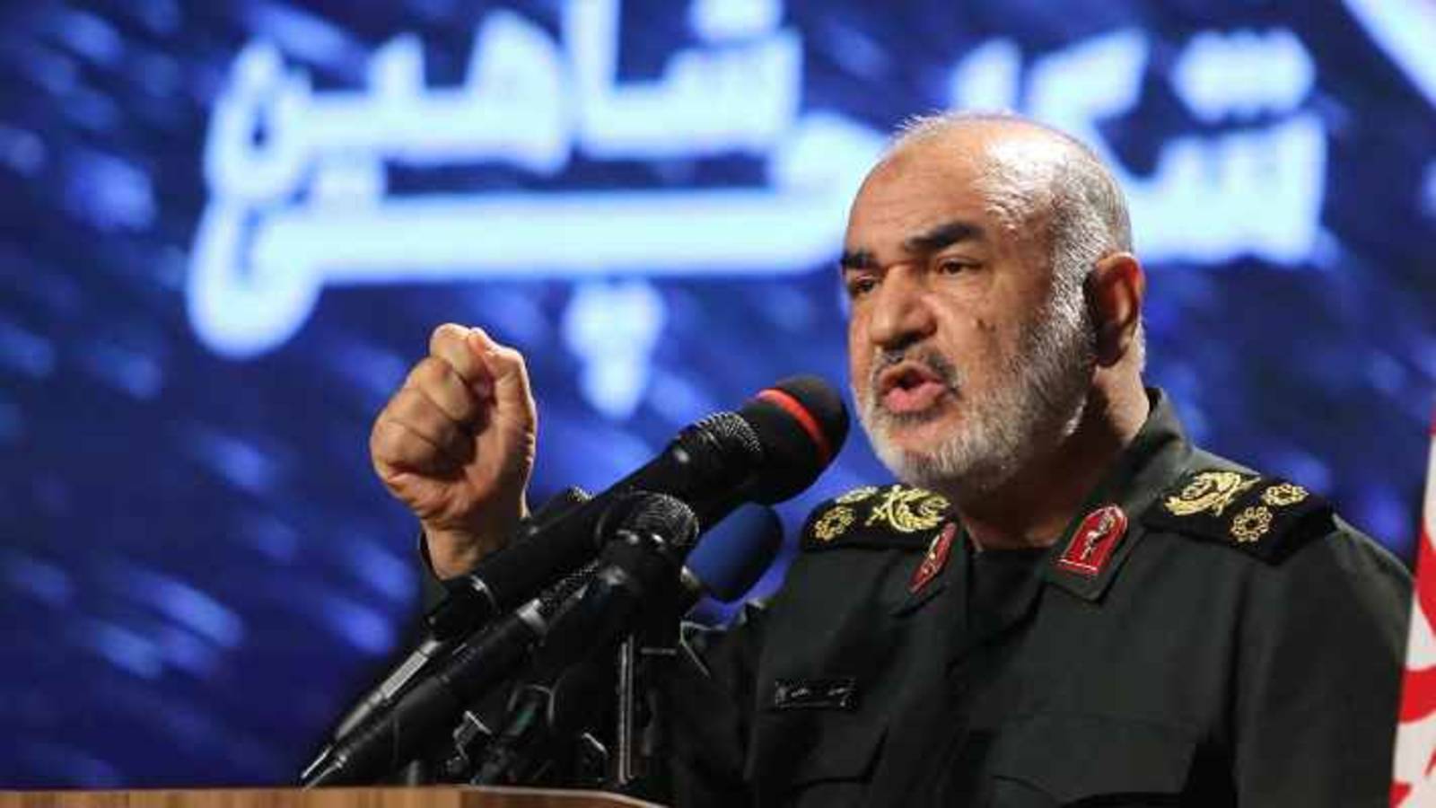 الحرس الثوري تعهّد بتحويل الفتنة الأخيرة
في إيران الى مقبرة للأميركيين و«الإسرائيليين»