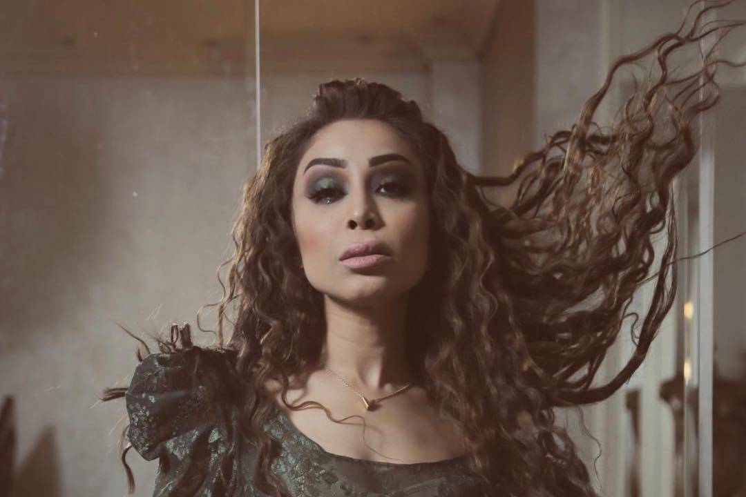 للمرة الرابعة.. طلاق الفنانة أبرار الكويتية على الهواء